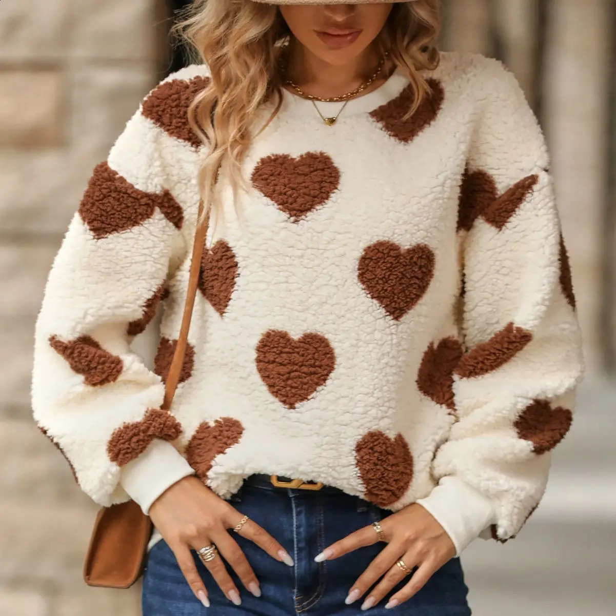 Pull pull en tricot épais chaud Autumn / hiver Femmes Pilluches en peluche Love Imprimé décontracté lâche Oce-cou complet Pull à manches 240826