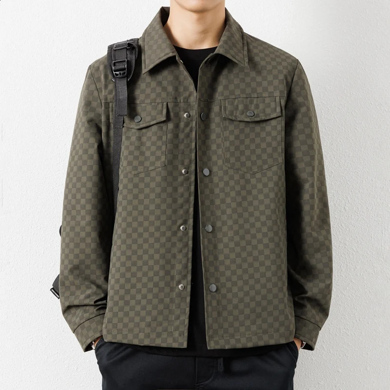 Mens Short Jacket Spring and Autumn Casual Fashion Collar with Multiple Pockets Mens Business Office Checkered Top 240826