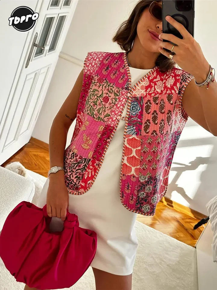 Vintage Printed Vneck Cotton Vests For Women Elegant Fashion Single Breasted Sleeveless Jackets Female Chic Street Waistcoats 240826