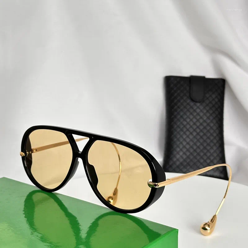 Lunettes de soleil 2024 Brand de luxe Designer Small Oval Mirror Fashion Fashion Durable UV400