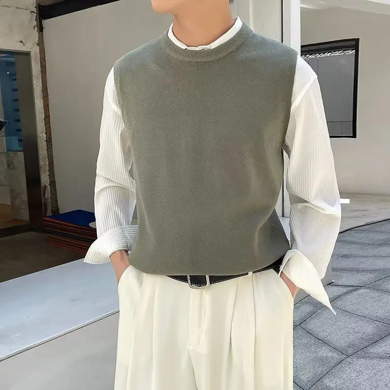 Mens Clothing Sleeveless Waistcoat Knit Sweater Male Round Collar Plain Blue Vest Crewneck Solid Color Japanese Retro Warm X A 240826