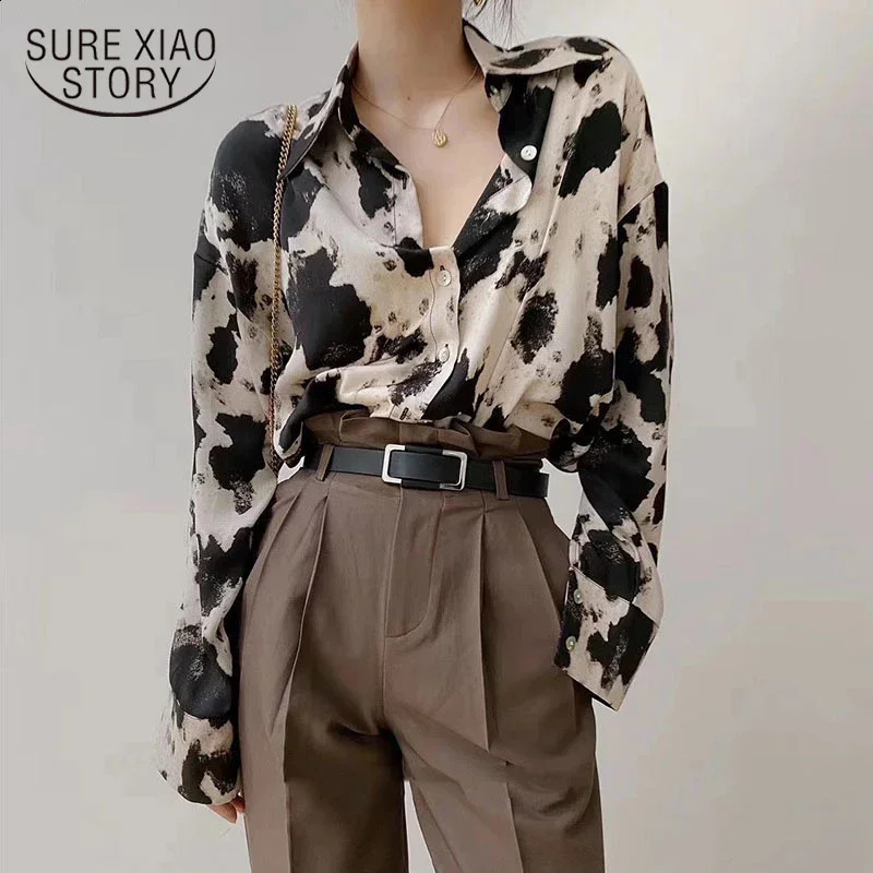 Bouton imprimé de vache Chemises Femmes Blouse à manches longues Clove coréen Fashion Loose Vêtements en mousseline de mousseline Streetwear Tops