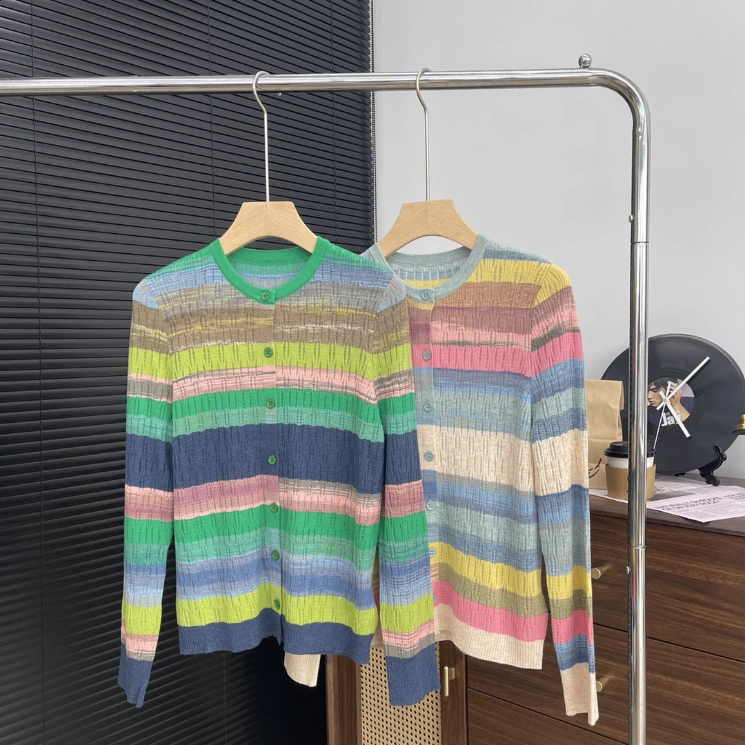 Top Womens French Style 100% Rainbow en laine à manches longues à manches longues Sligan Élégant Femmes Single CHORD PULATION DU CHOSE 240827
