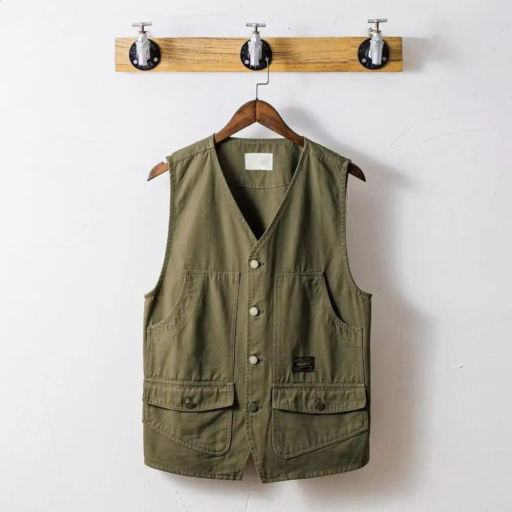 Outdoor Vest Spring Autumn Fishing Vest V Neck Loose Pure Color Waistcoat Korean Style 240826