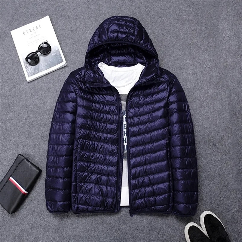 High-grade Mens White Duck Down Light Down Jacket Mens Short Hooded Mens Autumn Winter Lightweight Coat Men Jacket 240826CJ