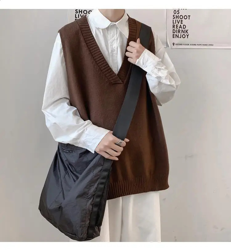 Autumn Sweater Vest Mens Fashion Retro Casual Knitted Pullover Men Wild Loose Korean Knitting Sweaters Mens Clothes W424 240826