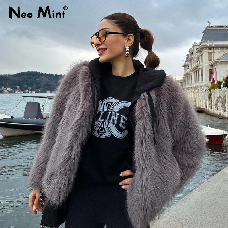 Chic 2024 Hiver Solid Artificial Fox Fur Coat Womens Tuscan Fluffy Fur Leather Veste Y2K Girls Corée de la mode Fashion Street 240826