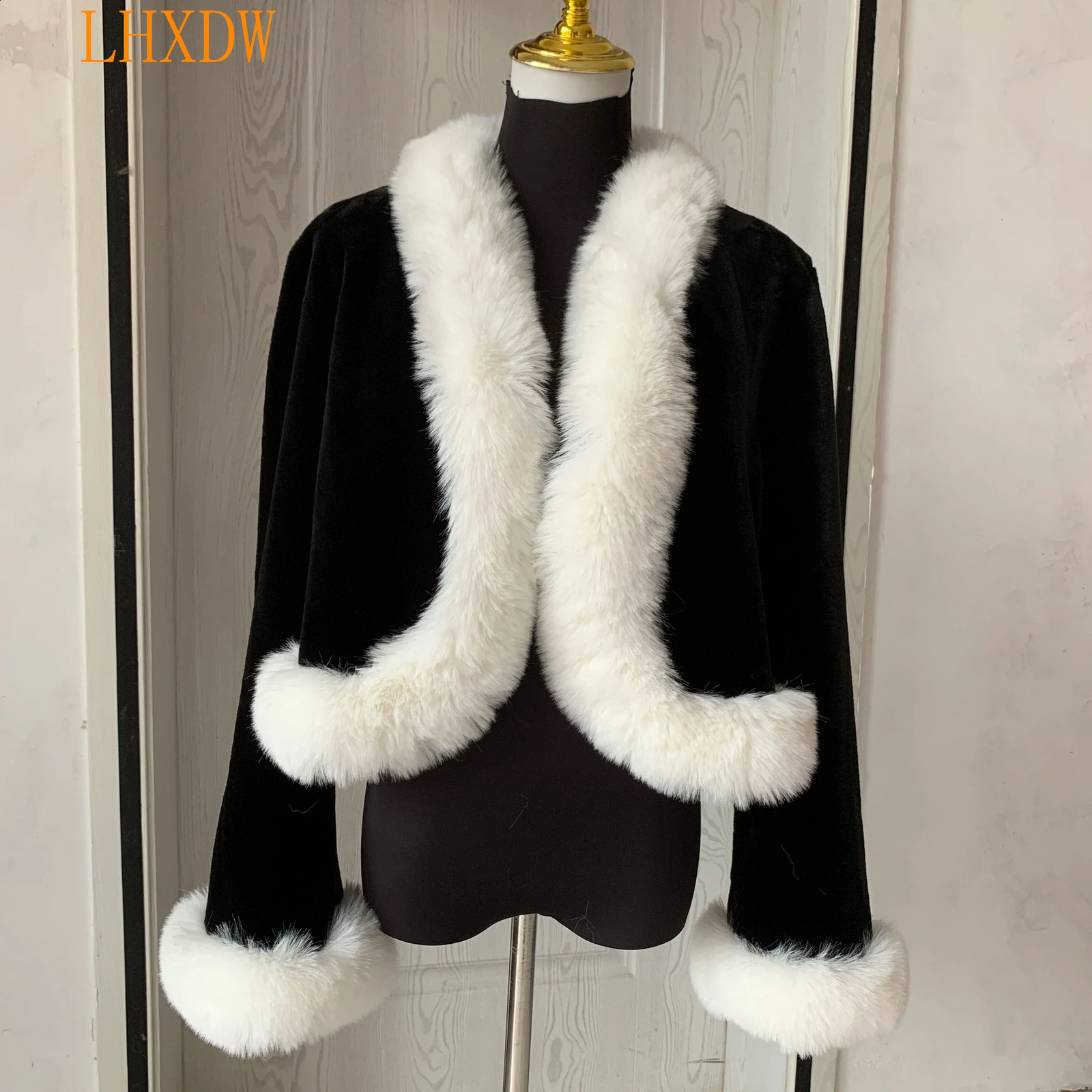 LHXDW Cardigan de fourrure synthétique LHXDW Crourte des femmes automne et lapin d'hiver et Fox Fur Mixed Womens Sexy Artificial Fur Cardigan 240