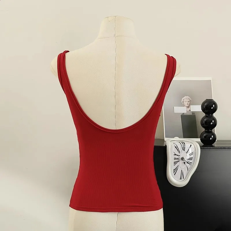 Chic Womens Tank Tops with Built in Bra Crop Top for Women Spaghetti Strap Solid Color Casual Camisole Korean Fashion Dropship 240826