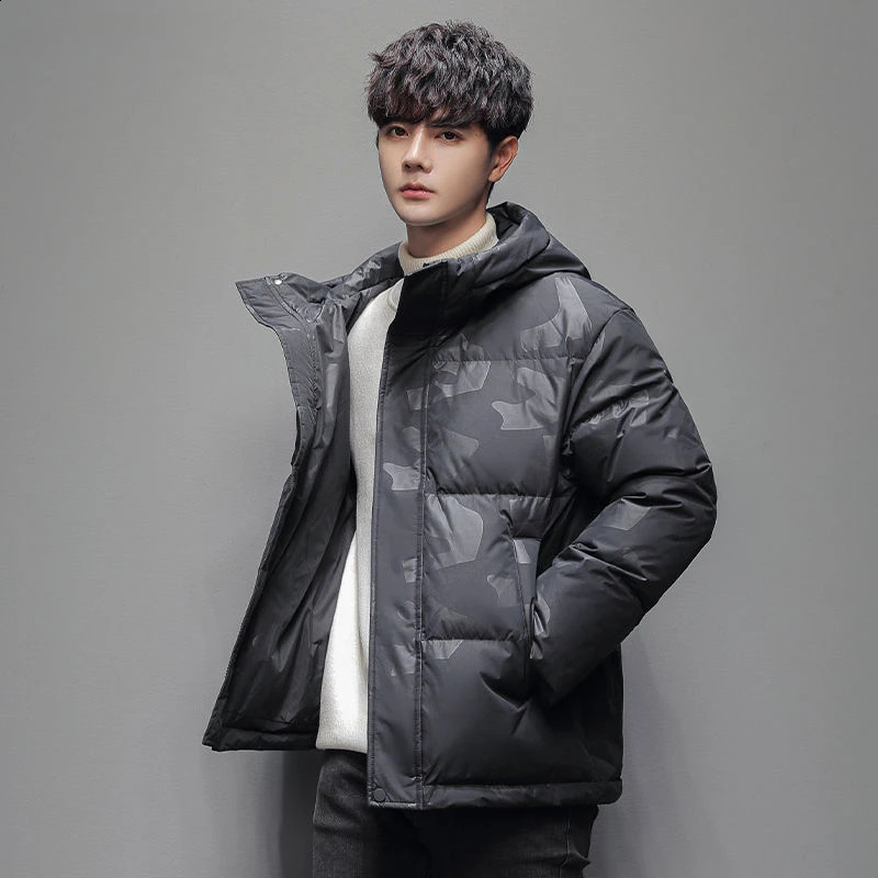Winter Mens Fashion White Duck Down Jacket Mens Short Top Mens Camo Printed Warm Coat H499 240826