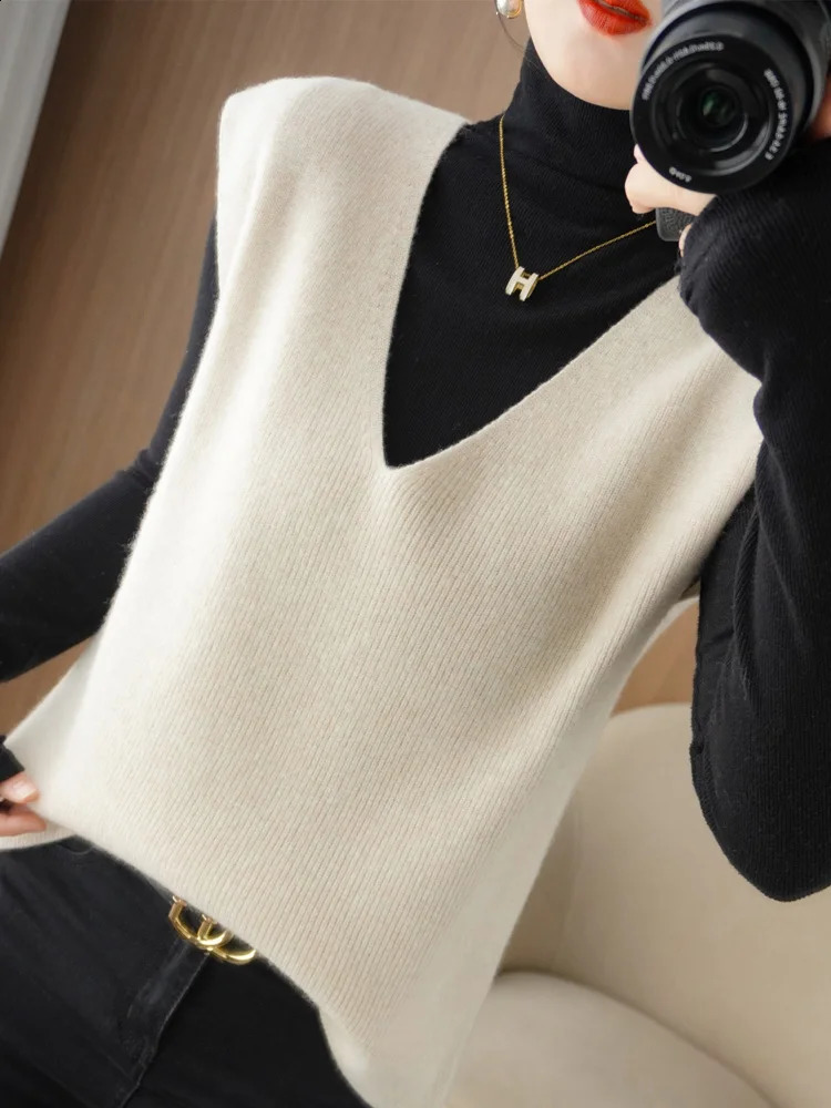 Mode pull en laine mérinos gilet épais pull à capuche ample col en v sans manches tricoté pull-out tricoté pull veste 240827