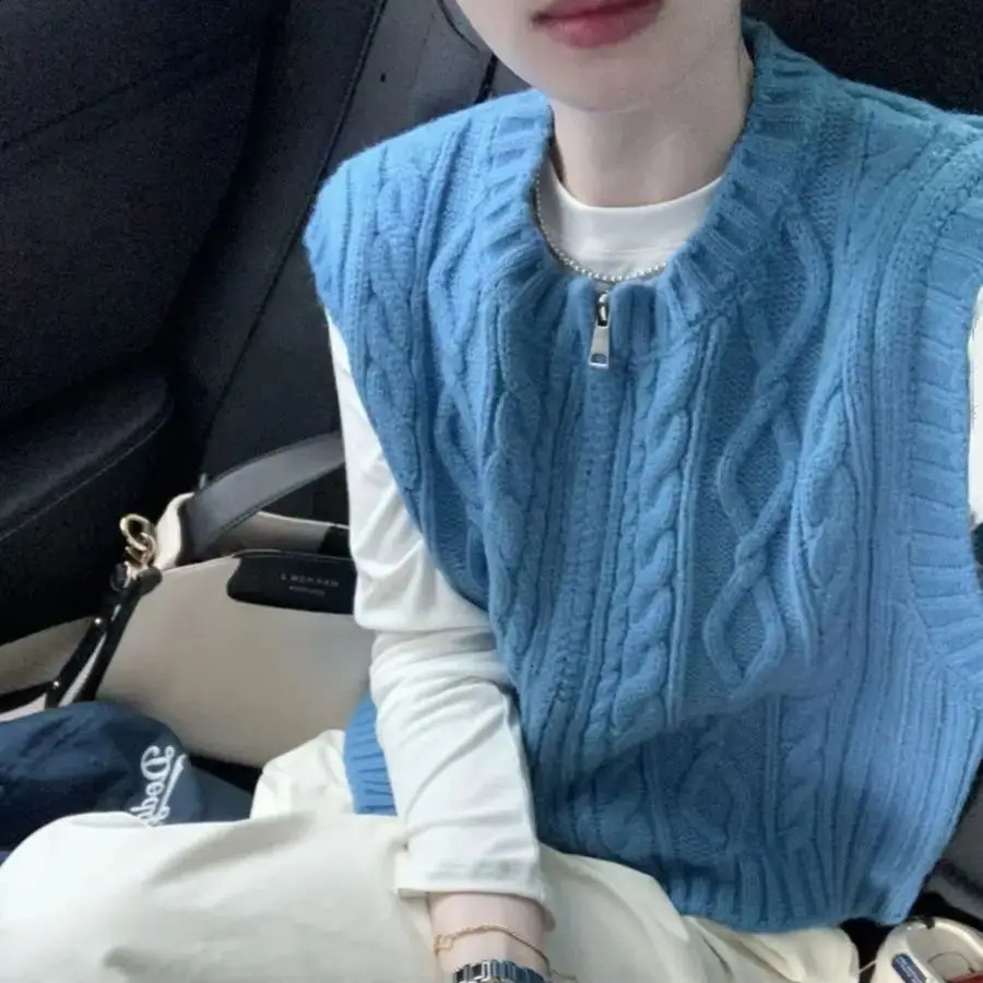 Knitted sleeveless V-neck blue womens loose oversized sweater Knitted casual cute Y2K womens autumn clothing 240827