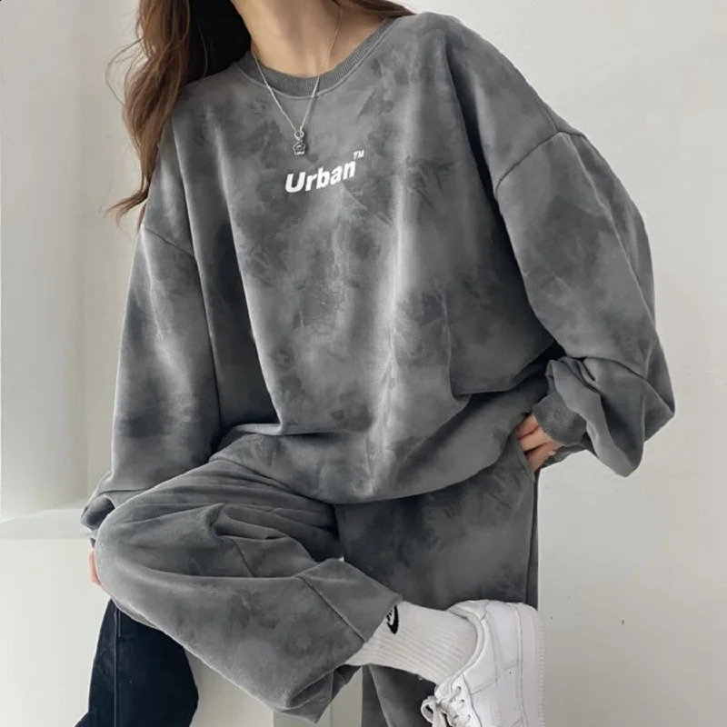 Rainbowshades Winter Fleece Tie Dye Tracksuit Women Sportswear Set Training Two Piece Sets Womens Outfits Gym Joggers Clothing 240827