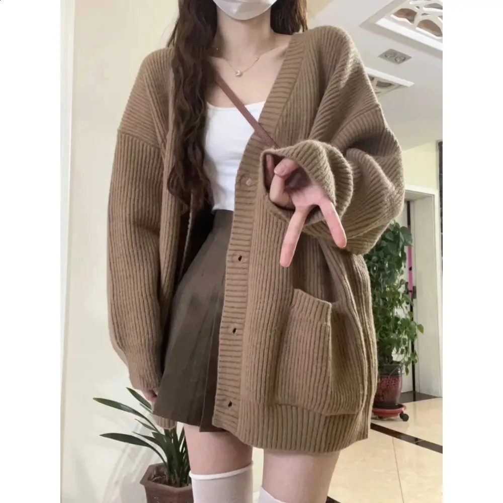 2024 Cardigan en tricot et en tricot cireux doux rétro pour femmes Japonais grande version Veste de pull 240827