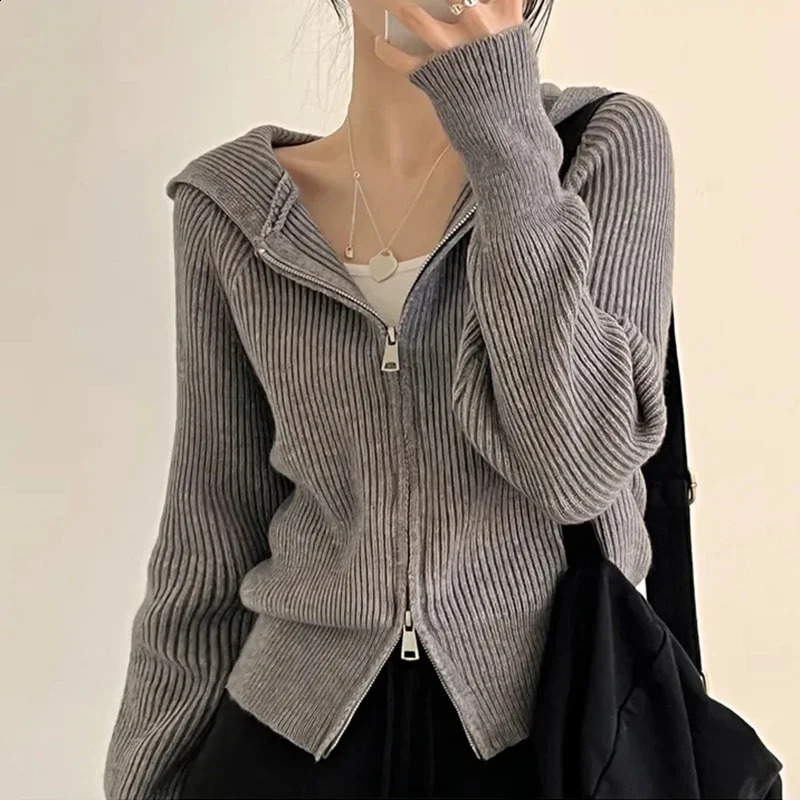 autumn winter Long sleeve Short coats Women korean zipper Knitted Cardigan casual loose solid hooded Sweater y2k Tops Sweaters 240828