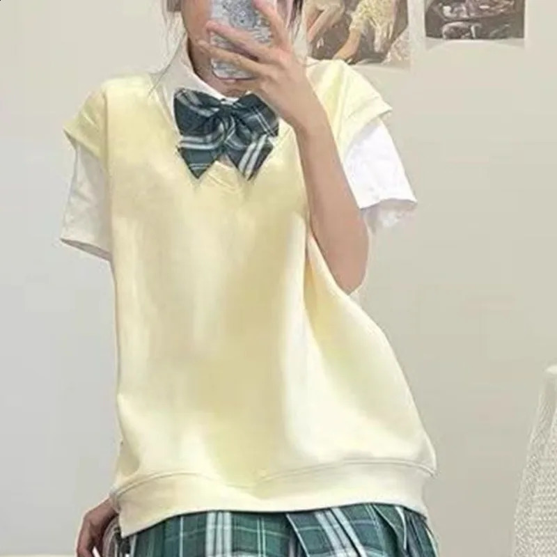 Super cute womens yellow chick embroidery Japanese JK uniform V-neck vest sleeveless sweater cotton top 240827