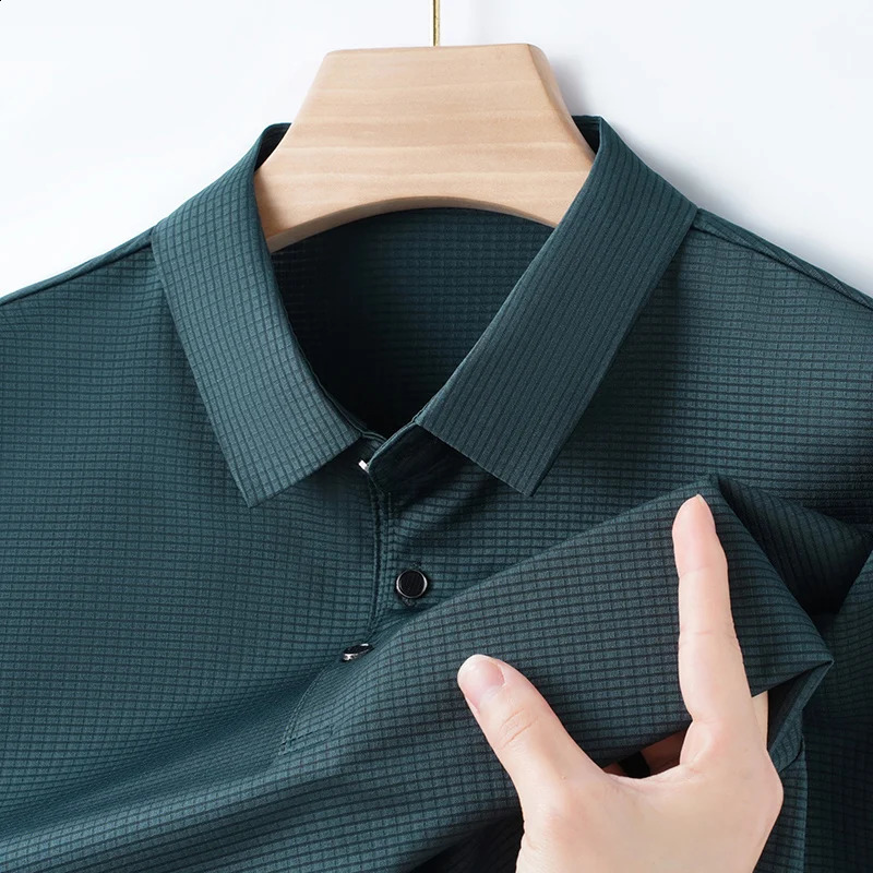 M4XL Summer Mens POLO Shirt Cool Ice Silk Breathable Thin Short Sleeved Tshirt with Flip Collar Dark Grid Solid Color Top 240827