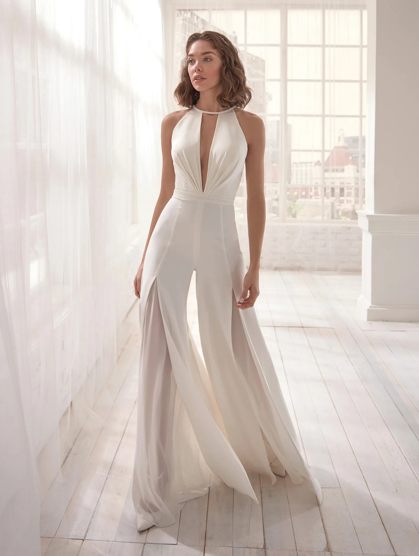 Sexy deep V-neck sleeveless shoulder strap patchwork wide leg shoulder womens elegant and fashionable sexy jumpsuit 240827