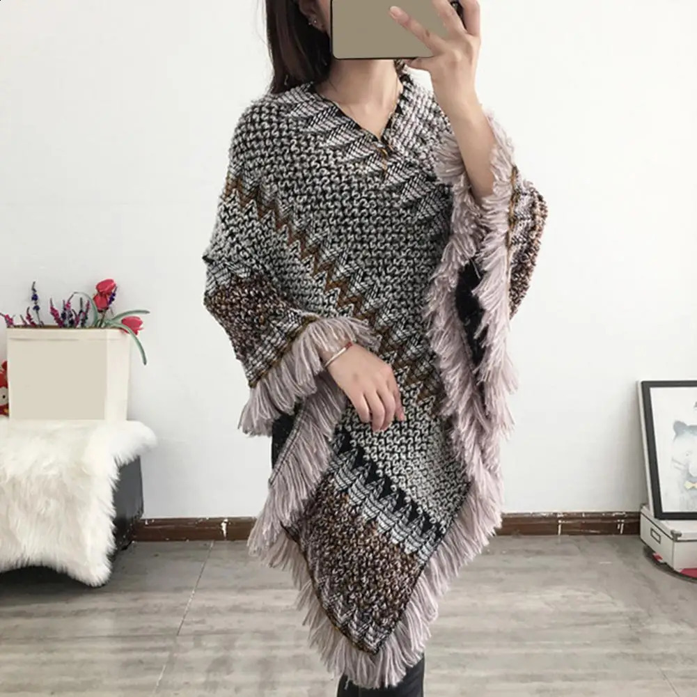 Women Temperament Knitted Tassel Warm Cloak Coat Autumn Winter Poncho Coat Thick for Travel 240828