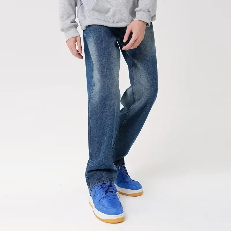 Jean mince-mince vintage pantalon décontracté en vrac pour hommes couples pantalon long dans le style de rue européen à la mode 240829