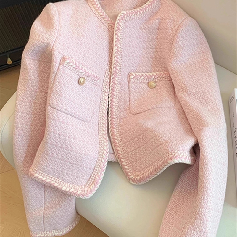 Pink Sweet Tweed Jacket Women Korean Fashion O-Neck Short Outerwear Autumn and Winter Single Breasted Elegant Cropped Coat 240828