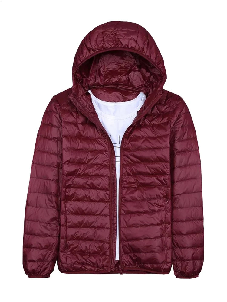 Mens Winter Coat Duck Down Jacket Ultra Light Thin Hooded Down Coat Portable Windproof Puffer Parkas Male Overcoat 6XL 240828