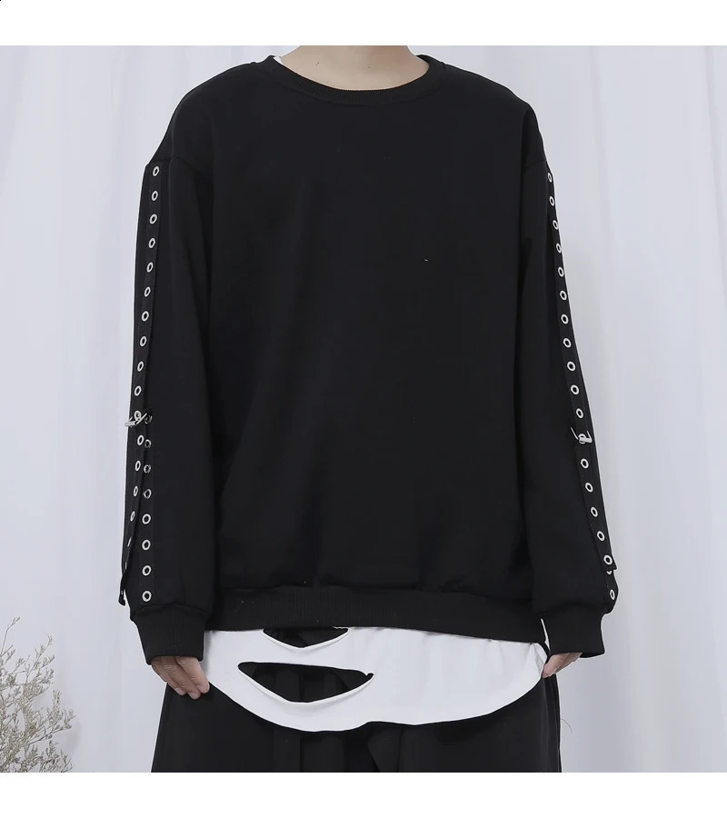 Mens Long Sleeved Sweater Black Slim Fit Spring And Autumn Personalized Thick Pullover Rivet Round Neck 240828