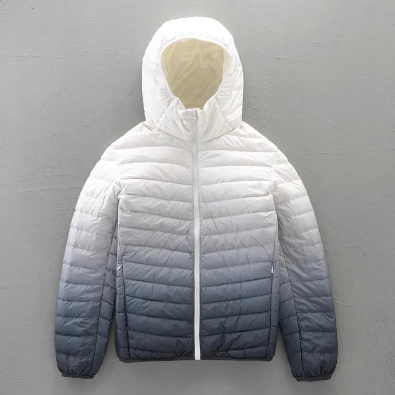 Top Grade Gradient Color Mens Hooded Puffer Jackets Winter 90% White Duck Down Men Ultra Lightweight Warm Down Coats 240828