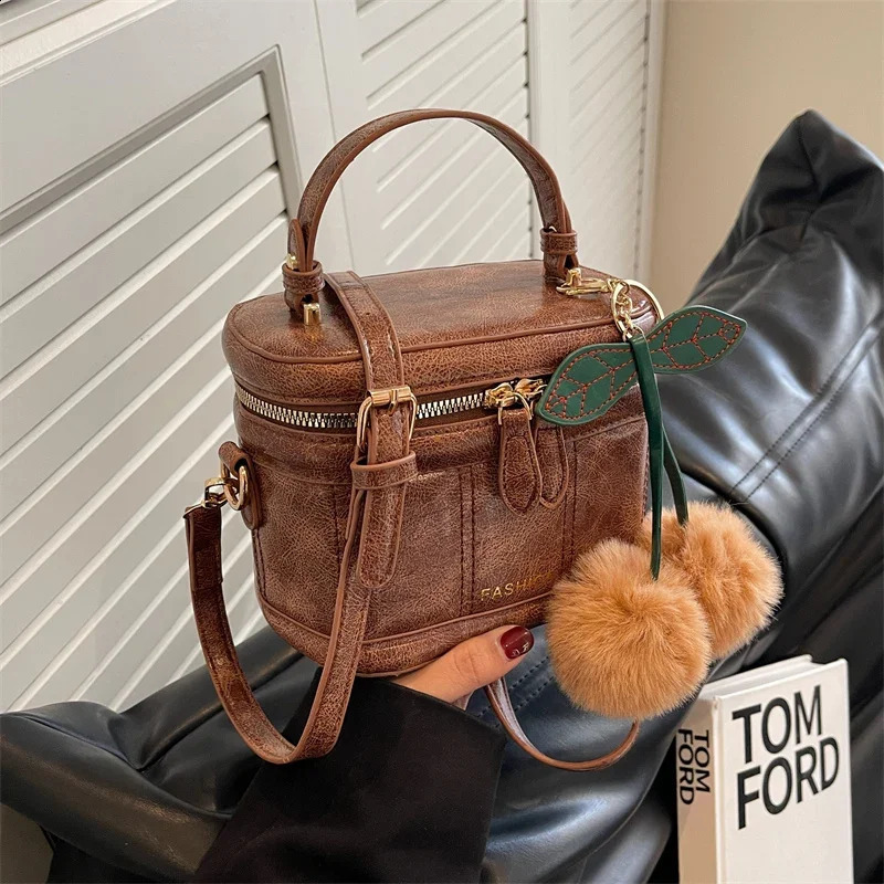 Solid Color PU Zipper Bucket Bag High Quality Urban Casual Style Womens Crossbody Bag Selling Trend Versatile 240829