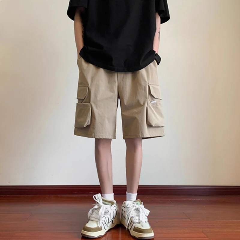 Multi pocket workwear shorts for mens summer American retro trendy 5 inch loose casual pants 240826Z