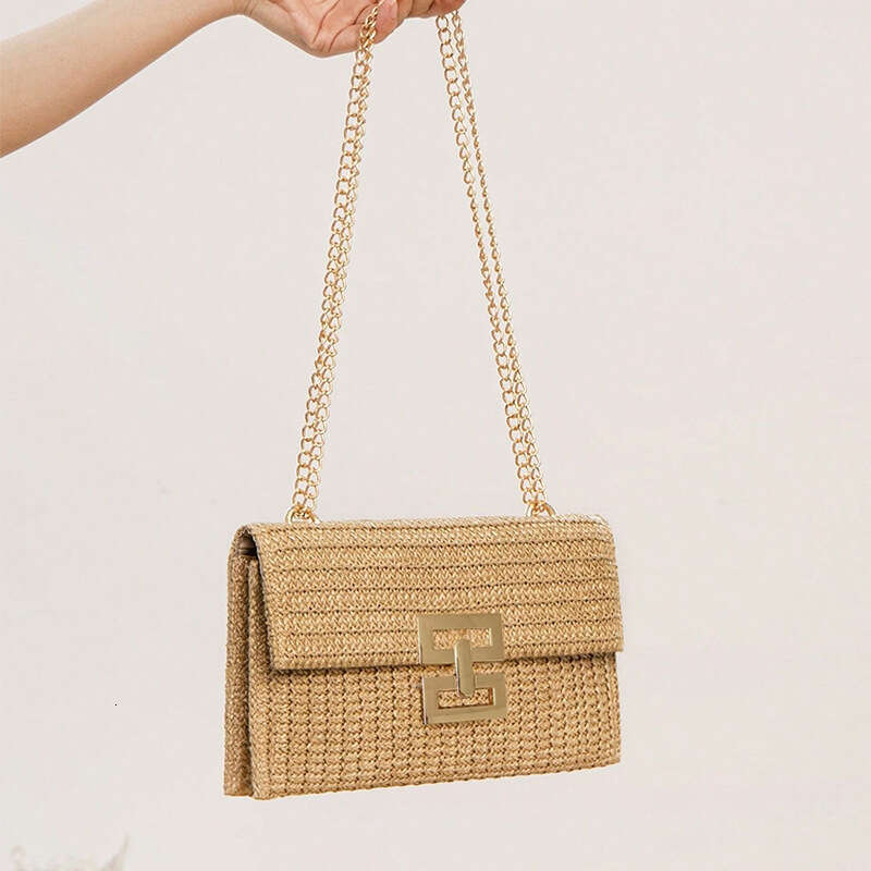 News Ladies' 2024 New Vacation Style Multi layer Chain Flip Lock Straw Woven Bag Shoulder Bag