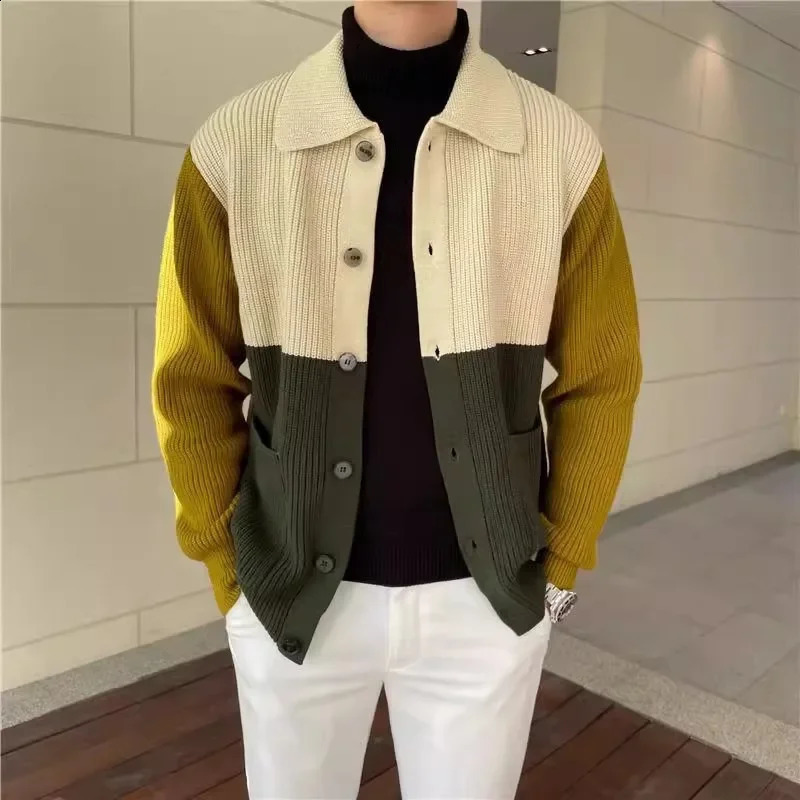 Cardigan tricot de couleur unique décontractée pour hommes en tricot-tricot veste de pull chaud épaissis pour hommes 240829