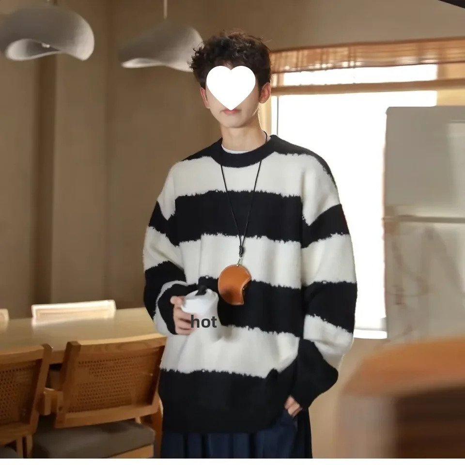 Autumn Winter Couple Casual Style Loose-fit Sweater Men Trendy Stripe Round Neck Pullover Japanese Warm Base Knitted Top 240829