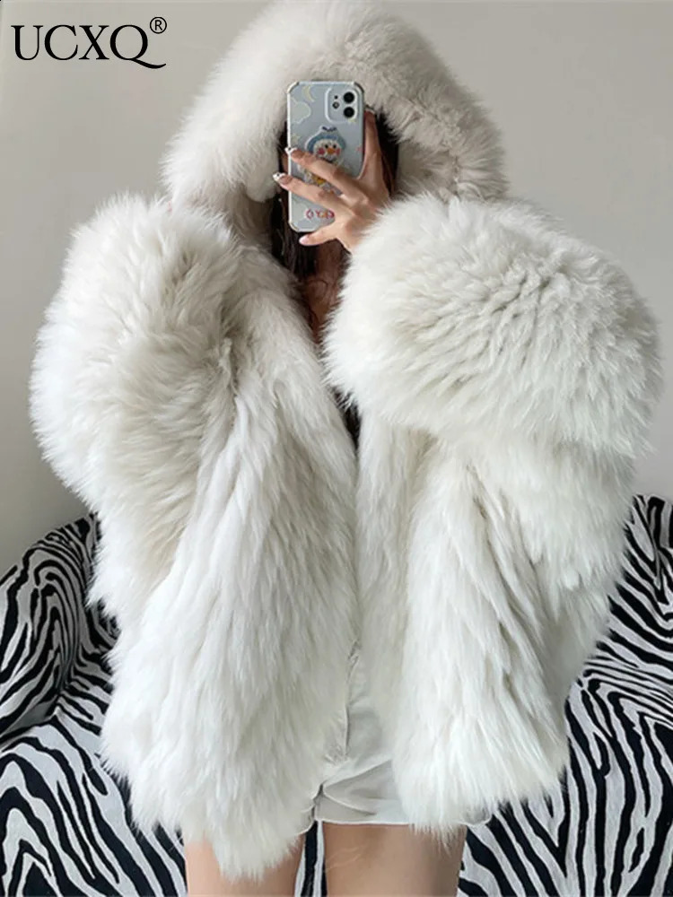 UCXQ Temperament Hooded Batwing Sleeve Warm Faux Fur Coats For Women Casual Thick Female Jacket Autumn Winter 23A4612 240829