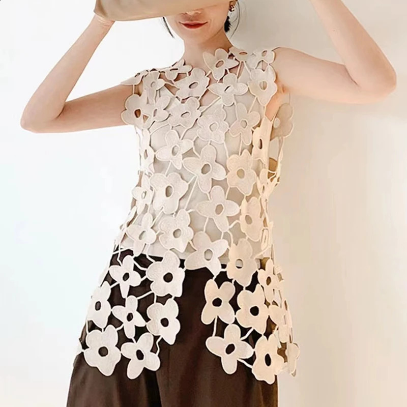 Hollow lace embroidered knitted vest womens sweater sexy casual loose sleeveless bohemian black and white vest summer clothing 240830