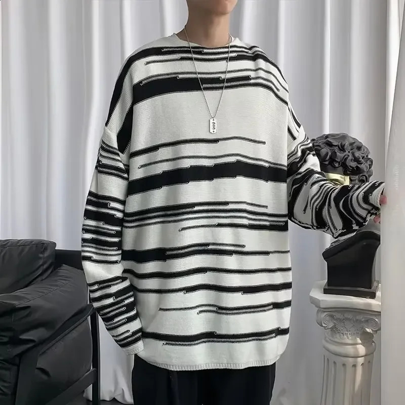 Winter Hong Kong Style Vintage Striped Sweater For Men Autumn/winter Couples Loose Fit Base Layer Top Trendy Knitted Jacket Men 240829