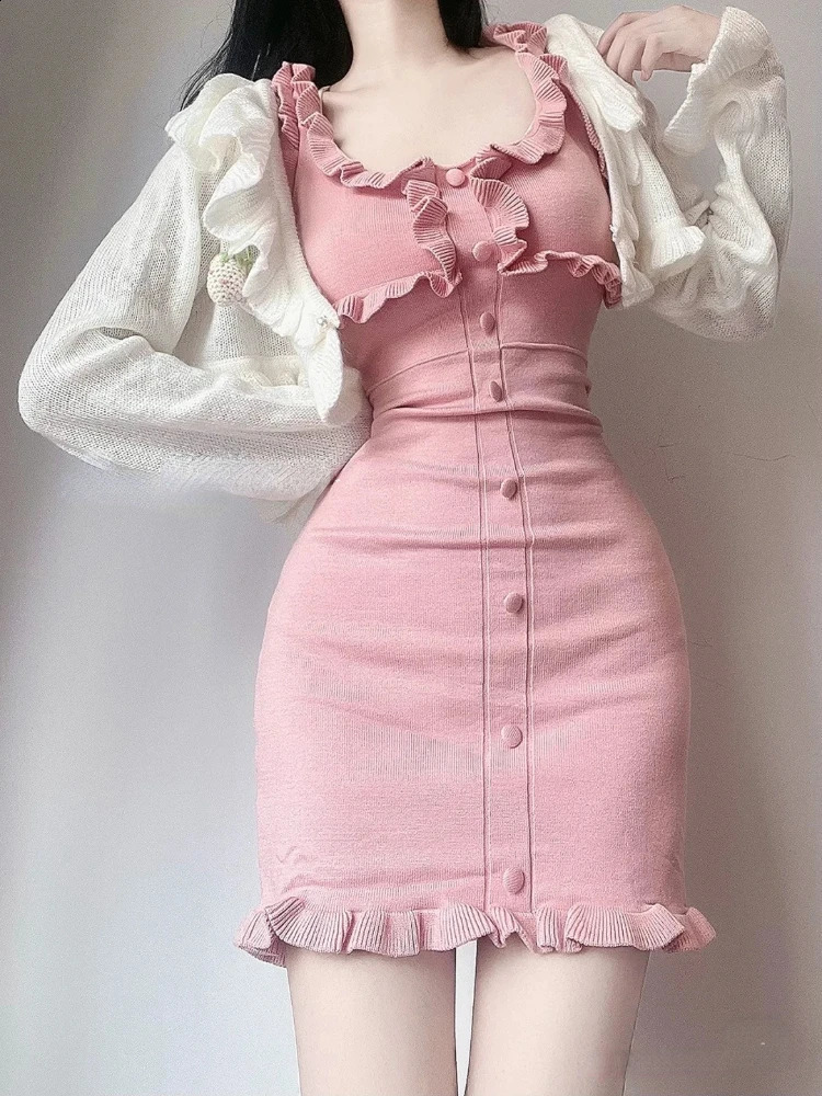 Vêtements Y2K Ensembles 2 pièces Tenues pour femmes Pull Capted Cardigan Mabet Backless Ruffles Bodycon Mini Robe Suit tricot coréen Set 240829