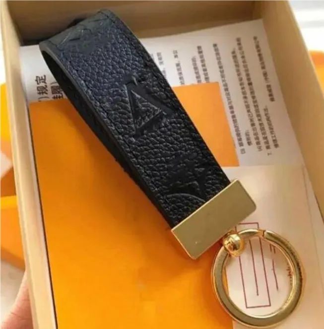 High Quality Keychain Classic Exquisite Luxury Designer Car Keyring Zinc Alloy Letter Unisex Lanyard Gold Black Metal Small Jewelry