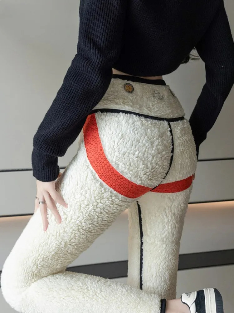 Autumn and winter super thick cashmere shark leg womens high waist hip lifting black wool warm legs 240829