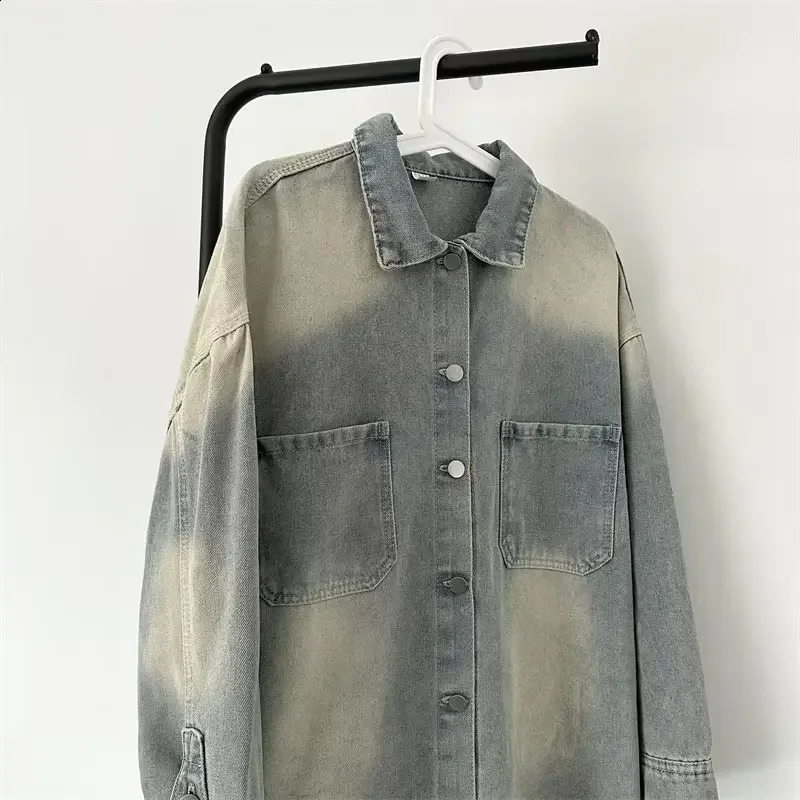 Veste en jean à la mode d'automne printemps pour les hommes en vrac de style hong kong japonais harajuku style ins décontracté vêtements 240830