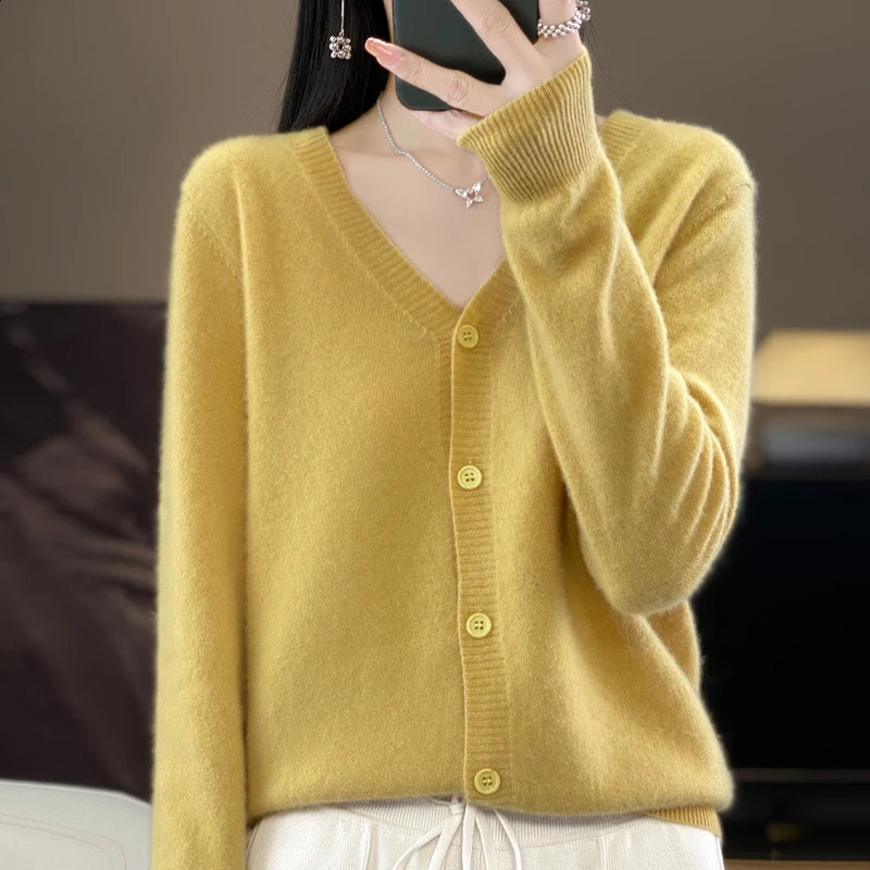 Autumn And Winter Womens Clothing V-neck Knit Cardigan Womens High Quality Solid Color Cardigan Sweater NJR-415 240830