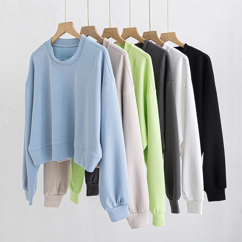 Sweat-shirt à cou rond court parfaitement surdimensionné