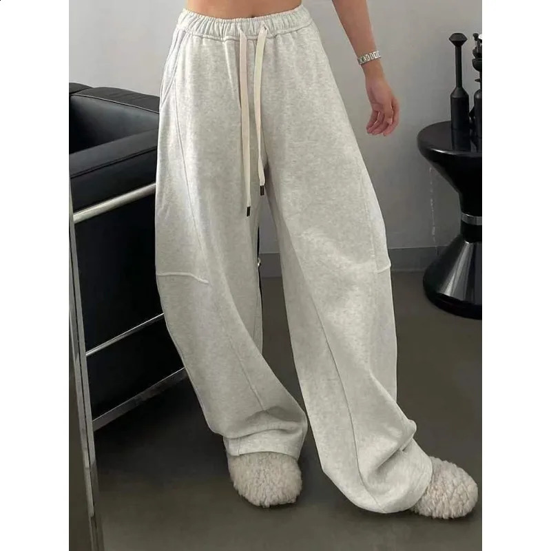 Deeptown retro basic oversized womens sports pants high waisted sports pants wide leg bag jogging casual Korean fashion mens style 240830