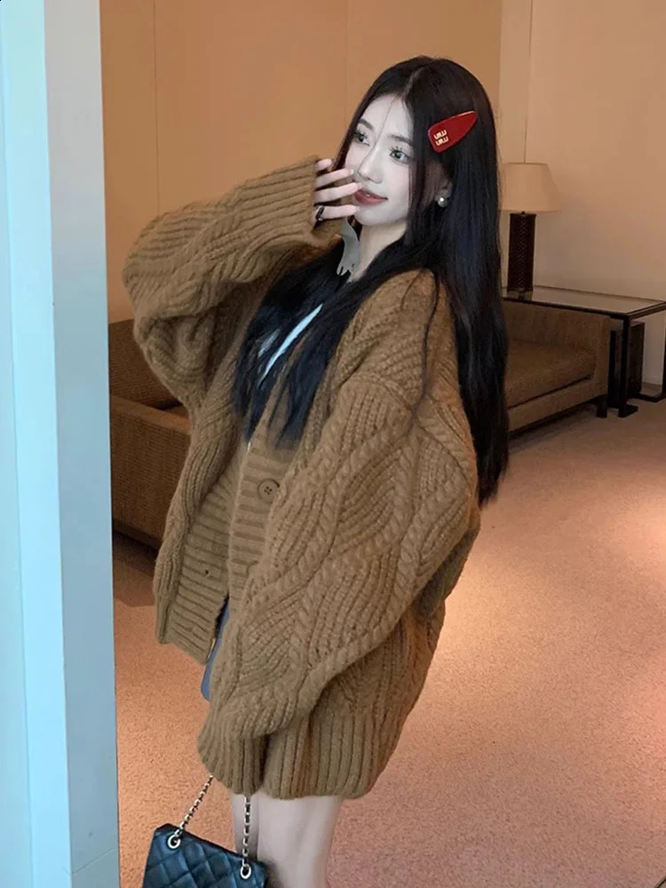 Zoki Lazy Wind Streetwear Cardigan Sweaters Women Oversize Long Sleeve Vintage Knitted Coat Fall Loose Korean Casual V Neck Tops 240830