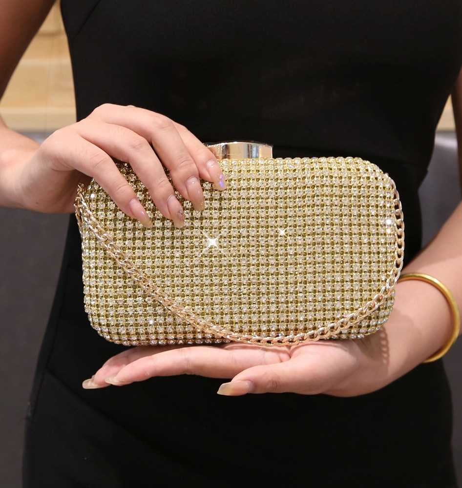 Sacs de soirée Nouveaux sacs de diamant de luxe Handheld Banquet Banquet de soirée Sags de mariage Sacs de mariage Femmes Féchets Clutch 240831