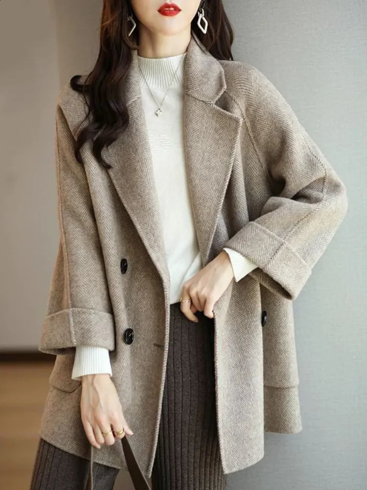 Womens Winter Coats Fashion Wool Blends Overcoat Female Elegant Solid Thick Coat Double Breasted Long Jackets for Women 240830