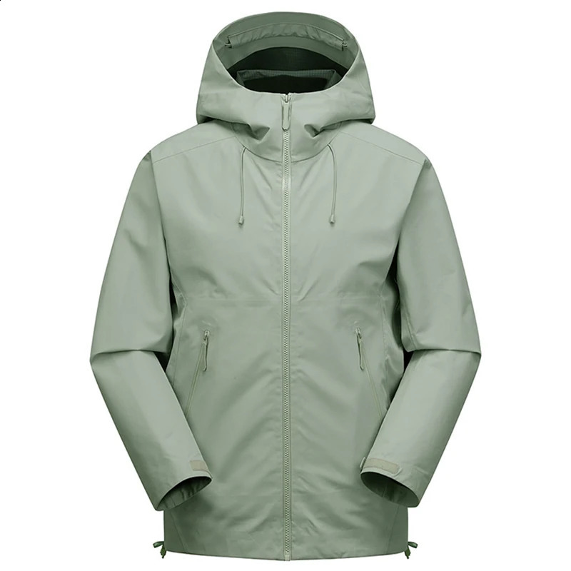 High quality mens autumn hard shell hiking jacket from the United States outdoor technology wearing multi pocket waterproof hooded wildlife 24083