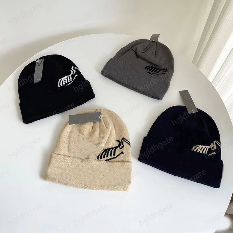 Knitted bonnet mens winter designers women skull cap casual sport ancient bird beanie designer hats for men beanies black grey fold brim hg181