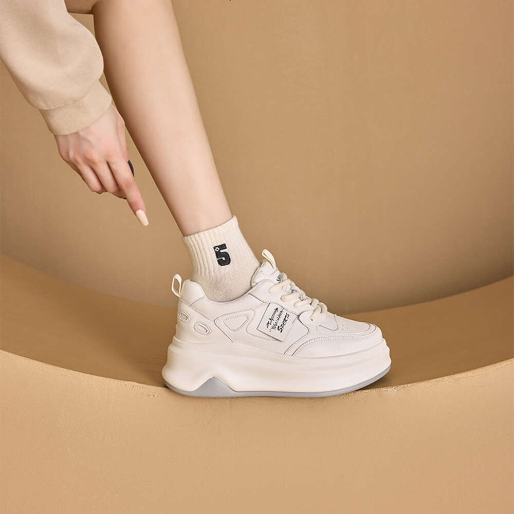 Cuir 3233 Soussine de taille authentique décontractée Version coréenne Small Blanc pour les femmes avec des lacets et des couleurs bloquant les chaussures de papa hauteur 97768 12828