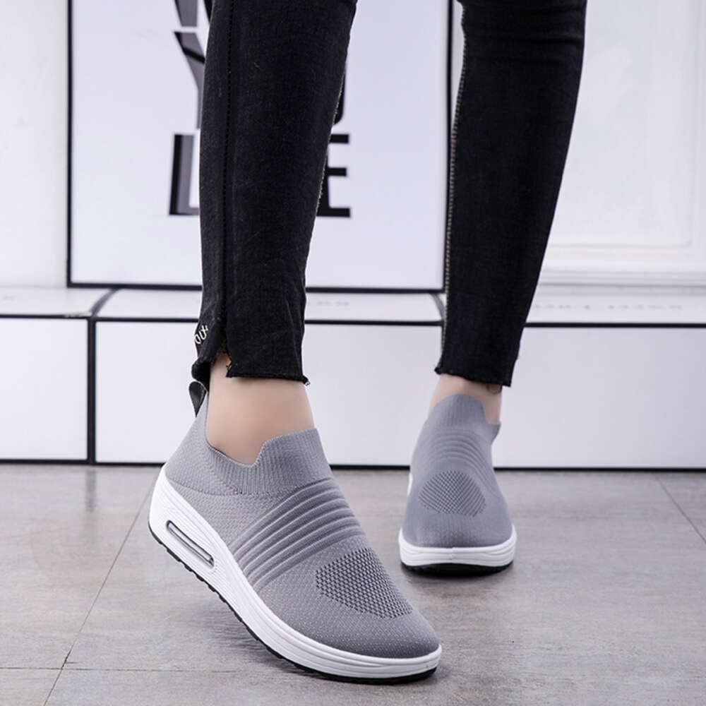 Stap Flying One Weaving Rocker 2024 Autumn Mesh Air Cushion Walking Dikke Sole Sports Casual schoenen voor vrouwen 24763 21705